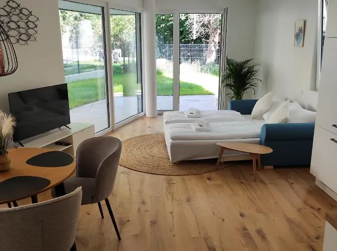 Apartmán Roksox-home Gegenueber Der Uno-city Und Kaiserwasser