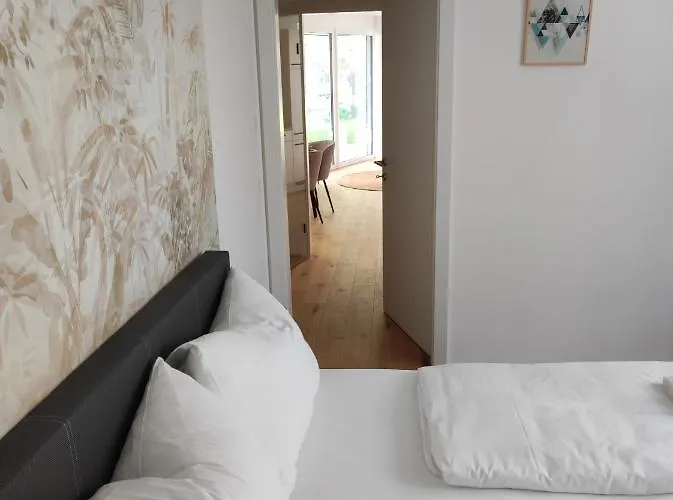 Apartmán Roksox-home Gegenueber Der Uno-city Und Kaiserwasser